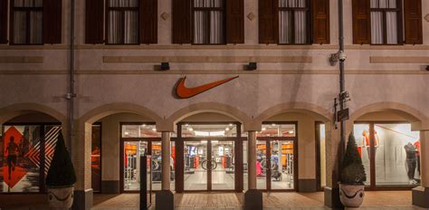 nike outlet roermond korting|roermond Nike outlet store.